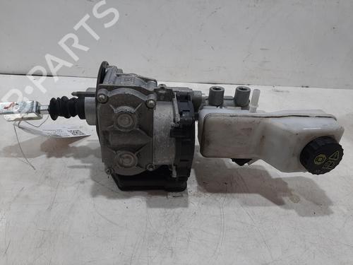 Brake master cylinder JAGUAR I-PACE (X590) EV400 AWD | BP30057418M77 