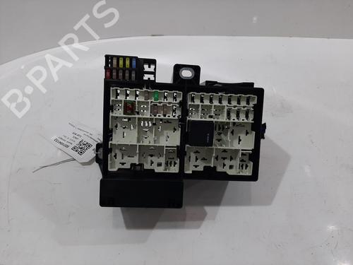 fuse-box-jaguar-i-pace-x590-2018-34150084 main image