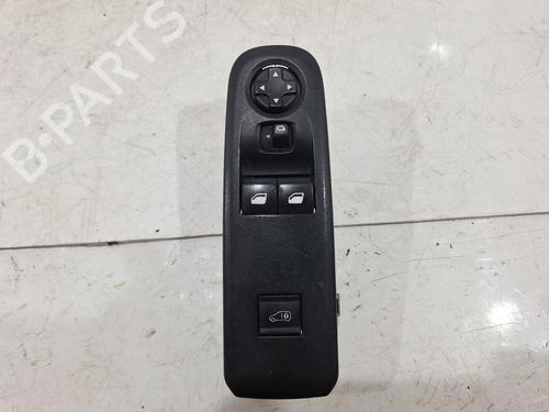 Fensterheberschalter rechts vorne für Fensterheberschalter rechts vorne VAUXHALL COMBO Mk IV (E) Box Body/MPV (K9) 1.5 D (102 hp) 39934808 39934808