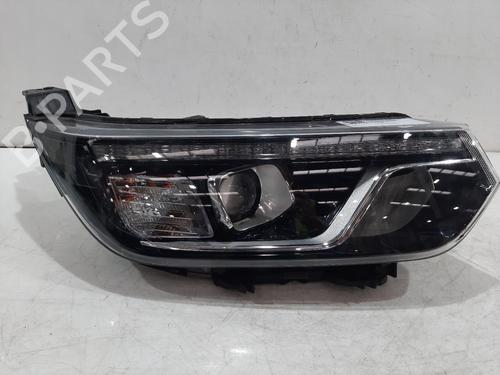 Used Right headlight SSANGYONG TIVOLI 1.5 (163 hp) 29882500