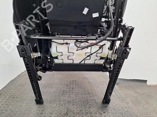 Right front seat VW T-ROC (A11, D11) 1.5 TSI | BP38626184C16 - Image 6
