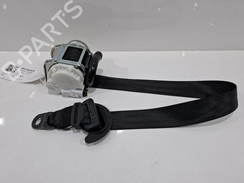 front-right-seatbelt-audi-q2-gab-gag-2016-40455371 main image