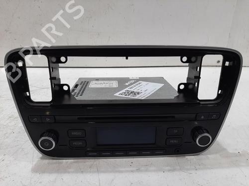 Used Radio VW UP! (121, 122, BL1, BL2, BL3, 123) 1.0 (75 hp) 32356763