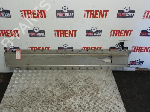 Used Upper protection AUDI R8 (422, 423) 4.2 FSI quattro (420 hp) 26794847