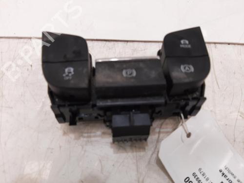 hand-brake-skoda-karoq-nu7-nd7-2017-36254012 main image