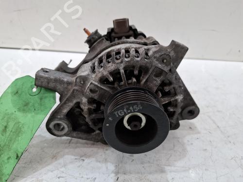 Used Alternator Alternator TOYOTA YARIS (_P9_) 1.33 VVT-i (NSP90_, NSP90R) (100 hp) 40533339 40533339