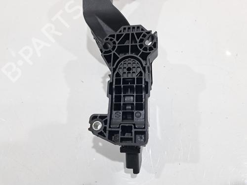 Pedal PEUGEOT 208 II (UB_, UP_, UW_, UJ_) 1.2 Hybrid 100 | BP32193261I4