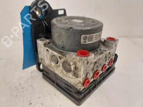 Used ABS pump VW GOLF VII (5G1, BQ1, BE1, BE2) 2.0 GTD (184 hp) 26862386