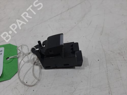 Used Right rear window switch Right rear window switch 29882221 29882221
