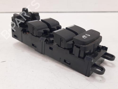 Switch JAGUAR E-PACE (X540) 2.0 D180 AWD | BP29417742I30 