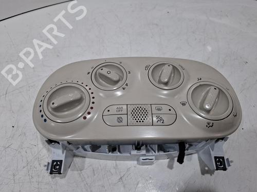 climate-control-fiat-500-312_-2007-40185484 main image