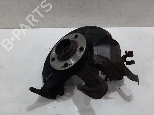 Fusée avant gauche VW POLO IV (9N_, 9A_) 1.2 (60 hp) 33179475