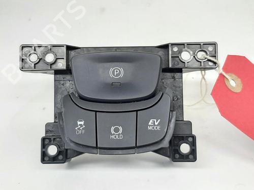 electric-handbrake-toyota-c-hr-_x1_-2016-26805579 main image