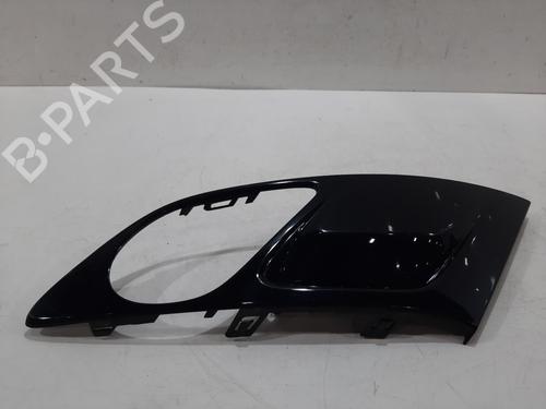 Used Grille VAUXHALL ZAFIRA Mk III (P12) 2.0 CDTi (75) (130 hp) 30094697