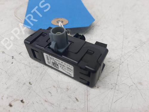 control-unit-jaguar-i-pace-x590-2018-26797783 main image