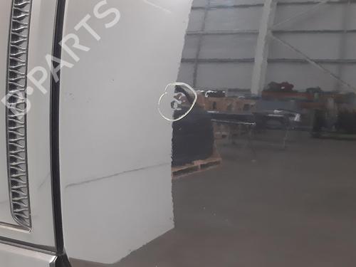 Left front door LAND ROVER RANGE ROVER IV (L405) 4.4 SDV8 4x4 | BP29524614C2 