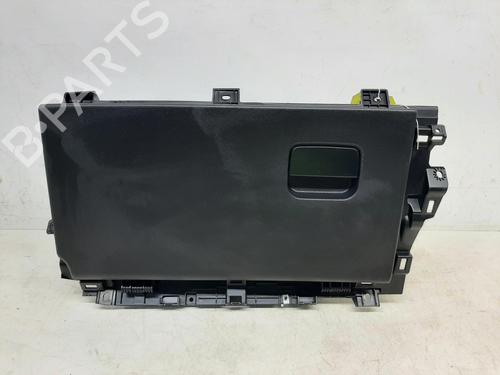 glove-box-land-rover-range-rover-evoque-l551-2018-26836609 main image