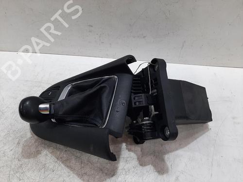 Used Gear lever VAUXHALL ZAFIRA Mk III (P12) 1.8 (75) (140 hp) 30324538