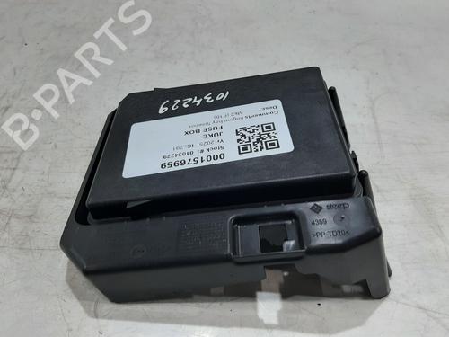 Used Fuse box NISSAN JUKE (F16_) 1.0 (114 hp) 30721981