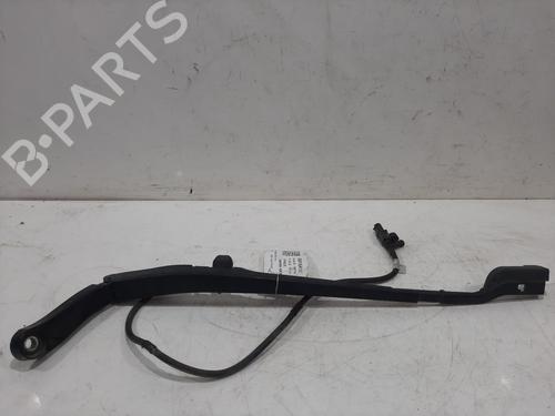 Used Front windshield wiper arm Front windshield wiper arm 30141552 30141552