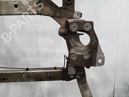 Subframe LAND ROVER RANGE ROVER SPORT II (L494) 3.0 SDV6 Hybrid 4x4 | BP30608645M9