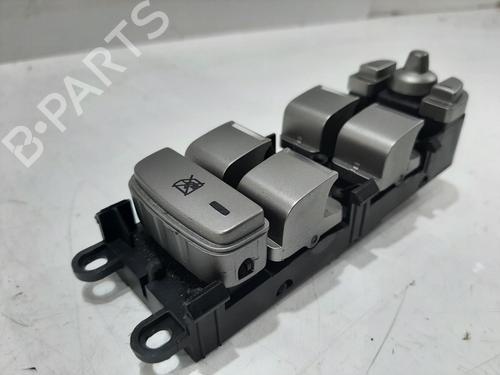 Switch JAGUAR XF I (X250) 3.0 | BP26827105I30 