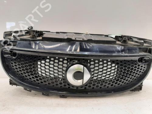 Used Grille Grille SMART FORFOUR Hatchback (453) 1.0 (453.042, 453.043) (71 hp) 34121317 34121317