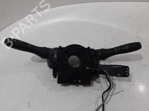 spak-kontakt-renault-arkana-i-lcm_-ldn_-2019-32324093 main image