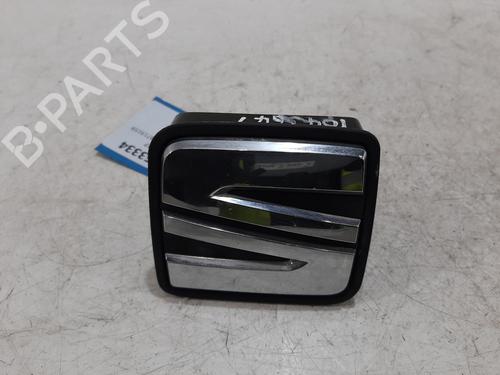 Used Tailgate handle SEAT LEON (5F1) 1.2 TSI (110 hp) 32976549