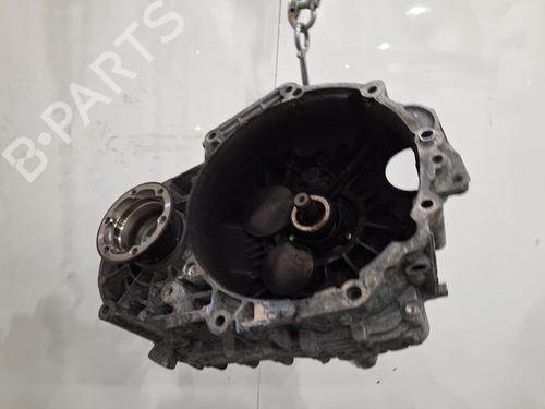 Getriebe für VW PASSAT B6 (3C2) 2.0 TDI 16V (140 hp) 33180003