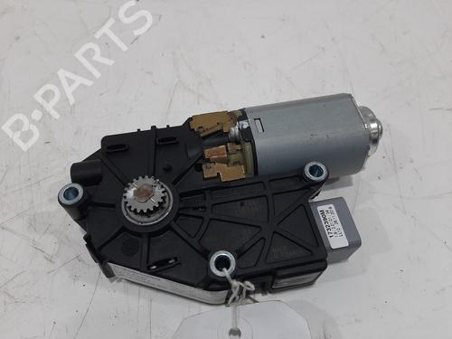 Used Sunroof engine Sunroof engine LAND ROVER RANGE ROVER IV (L405) 4.4 SDV8 4x4 (340 hp) 33212152 33212152