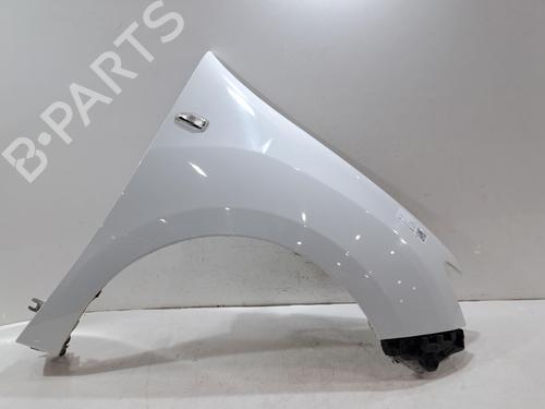 Used Right front fenders Right front fenders 37272440 37272440