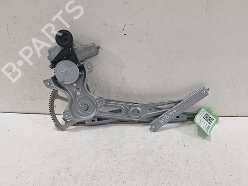Used Front right window mechanism TOYOTA YARIS (_P13_) 1.3 (NSP130_, NSP130) (99 hp) 31650417