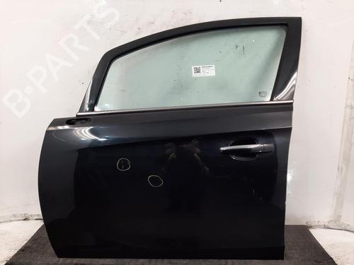 Used Left front door VAUXHALL CORSA Mk IV (E) (X15) 1.4 (90 hp) 31999763