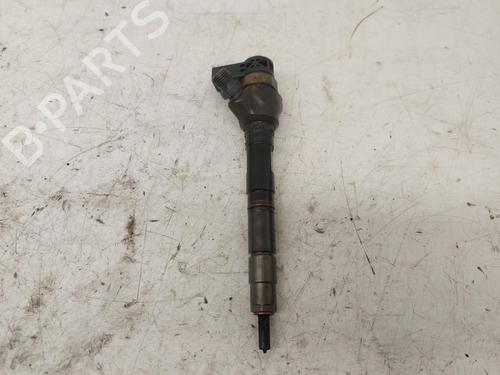 Used Injector AUDI A3 Sportback (8VA, 8VF) 1.6 TDI (105 hp) 26825060