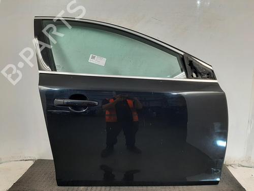 Used Right front door VOLVO V40 Hatchback (525) D2 (114 hp) 28723398