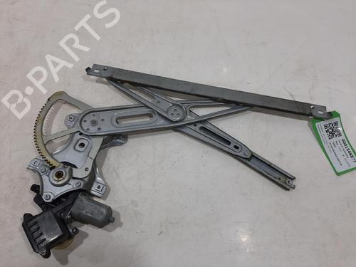 Used Front right window mechanism TOYOTA YARIS (_P13_) 1.3 (NSP130_, NSP130) (99 hp) 30095041