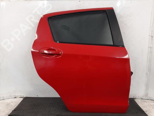 Used Right rear door TOYOTA YARIS (_P13_) 1.3 (NSP130_, NSP130) (99 hp) 29988957