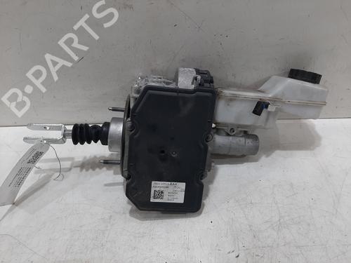 Used Brake master cylinder JAGUAR I-PACE (X590) EV400 AWD (400 hp) 30516917