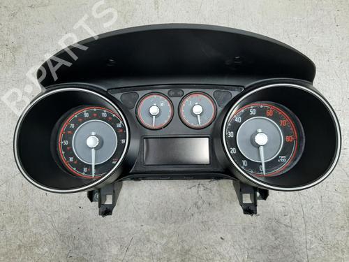 Cockpit FIAT GRANDE PUNTO (199_) 1.4 (199AXB11, 199AXB1A, 199BXB1A, 199AXL1A) (77 hp) 26852911