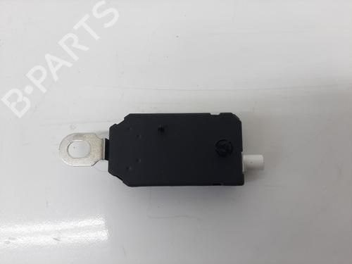 Computer TESLA MODEL 3 (5YJ3) EV AWD | BP29266226M11 - Image 2