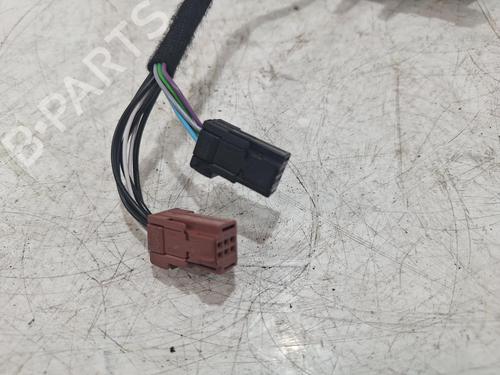 Right mirror PEUGEOT 2008 I (CU_) 1.2 THP 110 / PureTech 110 | BP32214925C27