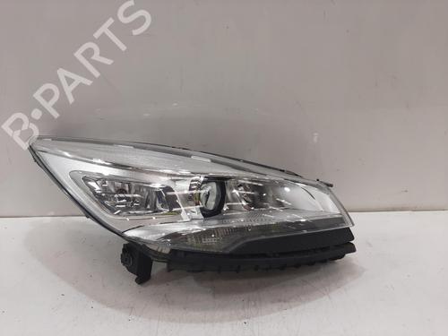 Used Right headlight Right headlight FORD KUGA II (DM2) 2.0 TDCi 4x4 (180 hp) 36697617 36697617