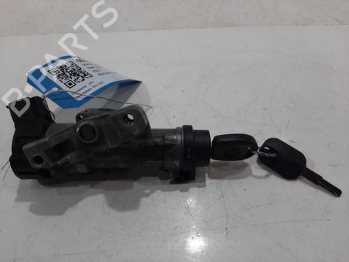 Used Ignition barrel VW POLO V (6R1, 6C1) 1.2 (60 hp) 31009514