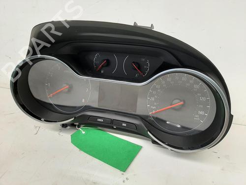Instrument cluster VAUXHALL CROSSLAND X / CROSSLAND (P17) 1.2 (75) | BP26750753C47 