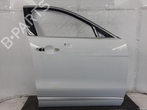Dør høyre foran Dør høyre foran JAGUAR F-PACE (X761) 2.0 P400e Plug-in Hybrid (404 hp) 33753990 33753990
