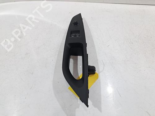 switch-seat-leon-5f1-2012-2013-2014-2015-2016-2017-2018-2019-2020-2021-31903586 main image