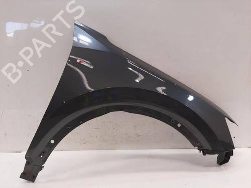 Used Right front fenders Right front fenders 37160538 37160538