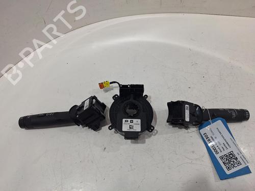 Used Switch VAUXHALL ZAFIRA Mk III (P12) 1.4 (75) (140 hp) 31964603