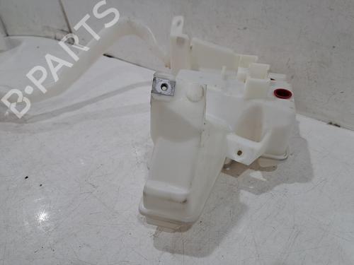Windscreen washer tank LAND ROVER DISCOVERY SPORT (L550) 2.0 D 4x4 | BP29882530C113